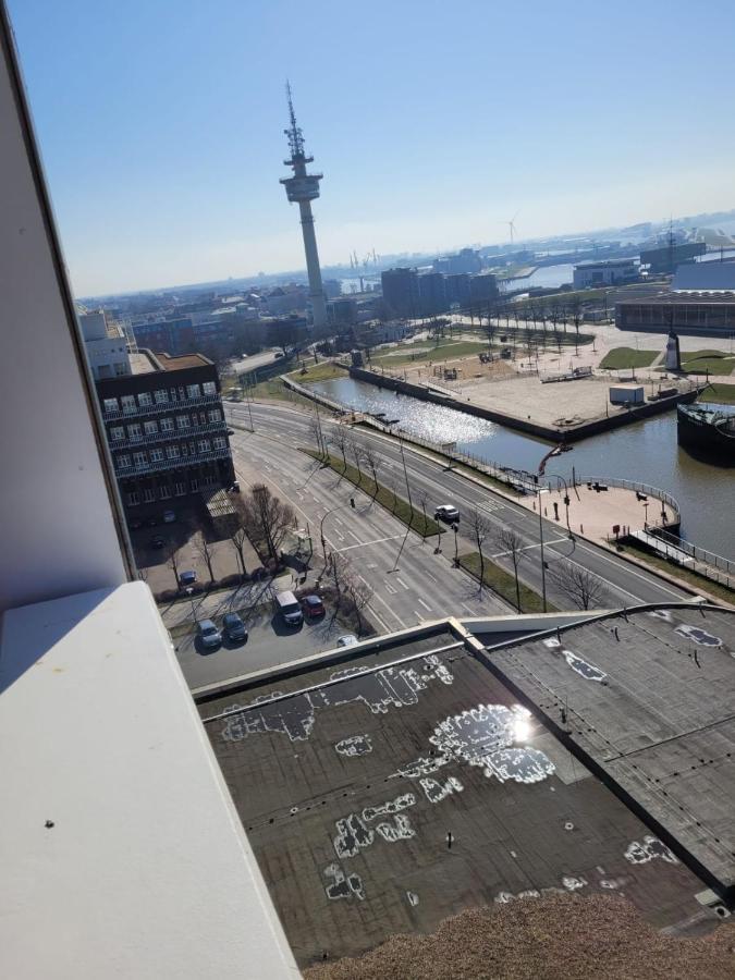 Weser-Traum Bremerhaven Buitenkant foto